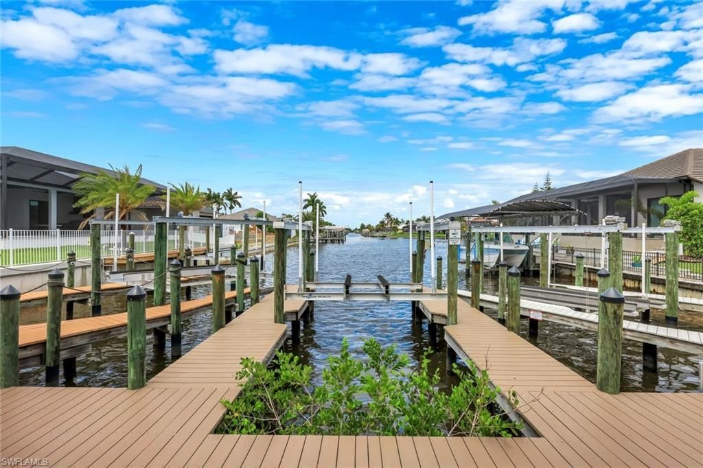 1927 SW 47th Ter , Cape Coral, FL 33914 Photo