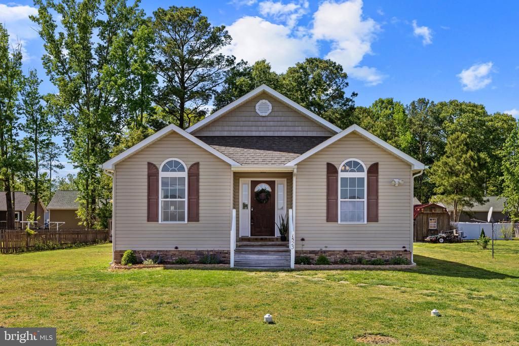 1523 Bowie Road, Colonial Beach, VA 22443 Main Photo
