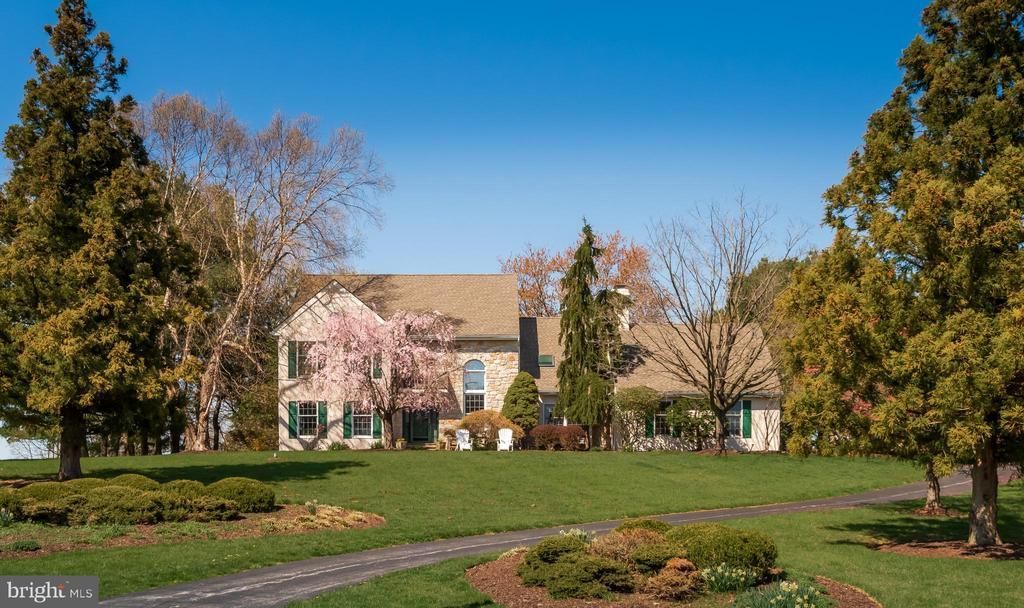 347 HARSHAW DRIVE, CHESTER SPRINGS, PA 19425