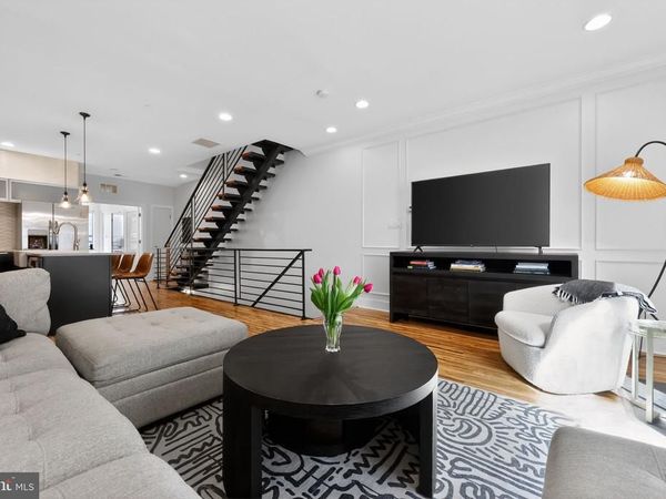 1114 BAINBRIDGE STREET, Unit B, PHILADELPHIA, PA 19147