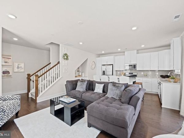 4830 FRANKLIN CIRCLE, PIPERSVILLE, PA 18947