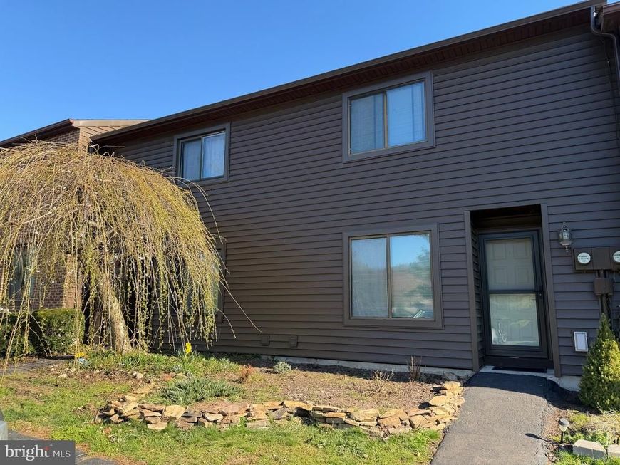 2604 Village Road, Orwigsburg, PA 17961 Main Photo