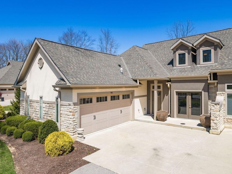 714 Fairway Boulevard, Whitehall, OH 43213 Photo 2