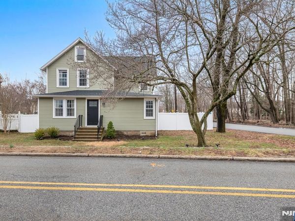 113 Meadowbrook Avenue, WANAQUE, NJ 07465