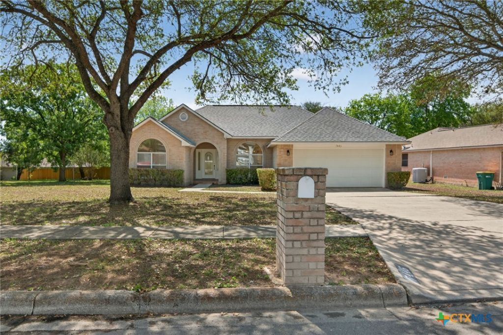 7446 Oak Marsh Street, Live Oak, TX 78233 Main Photo