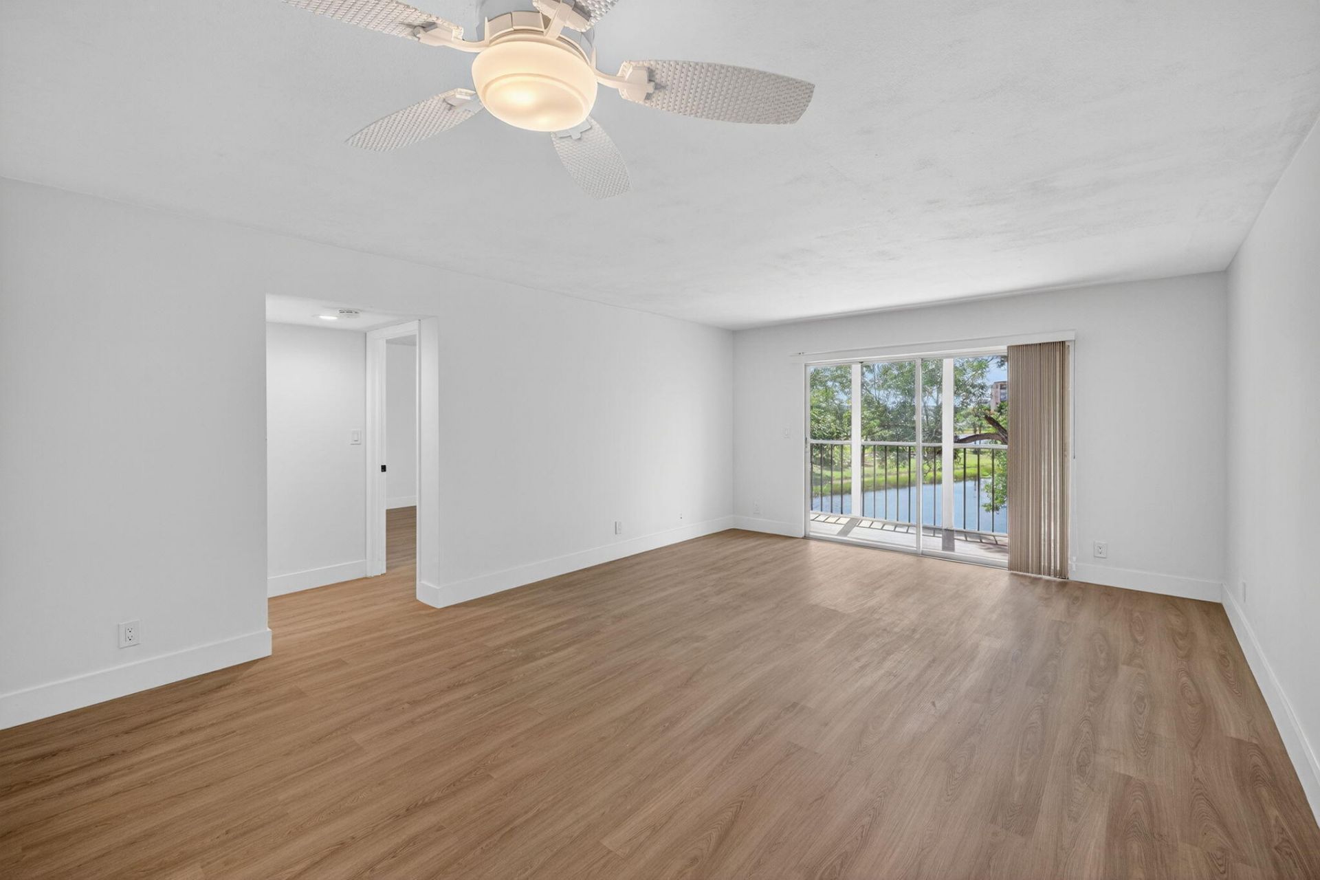 14375 Strathmore Lane, Unit 303, Delray Beach, FL 33446 Photo
