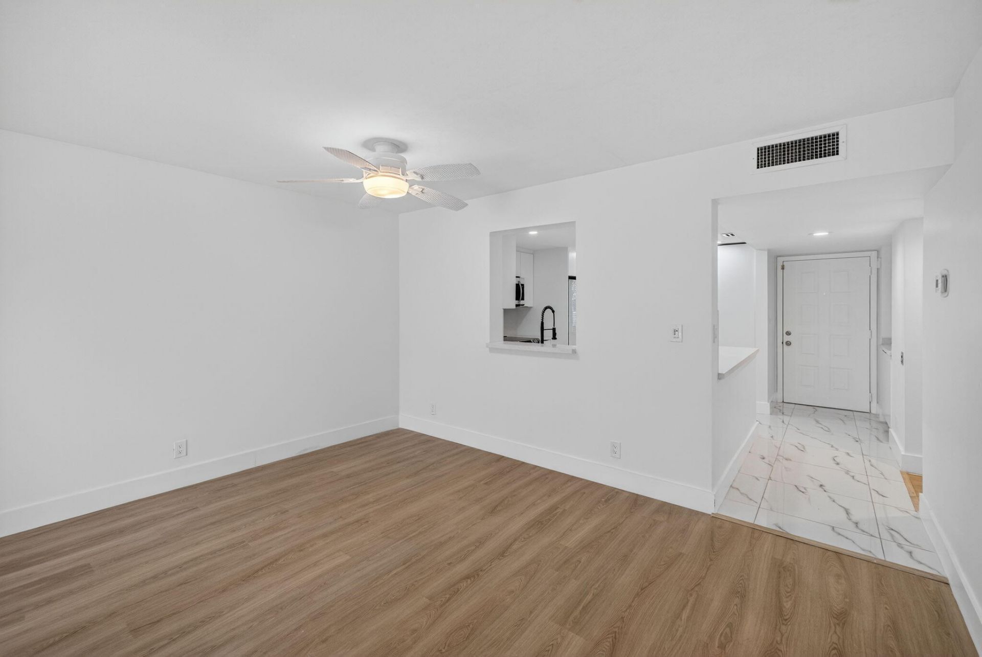 14375 Strathmore Lane, Unit 303, Delray Beach, FL 33446 Photo