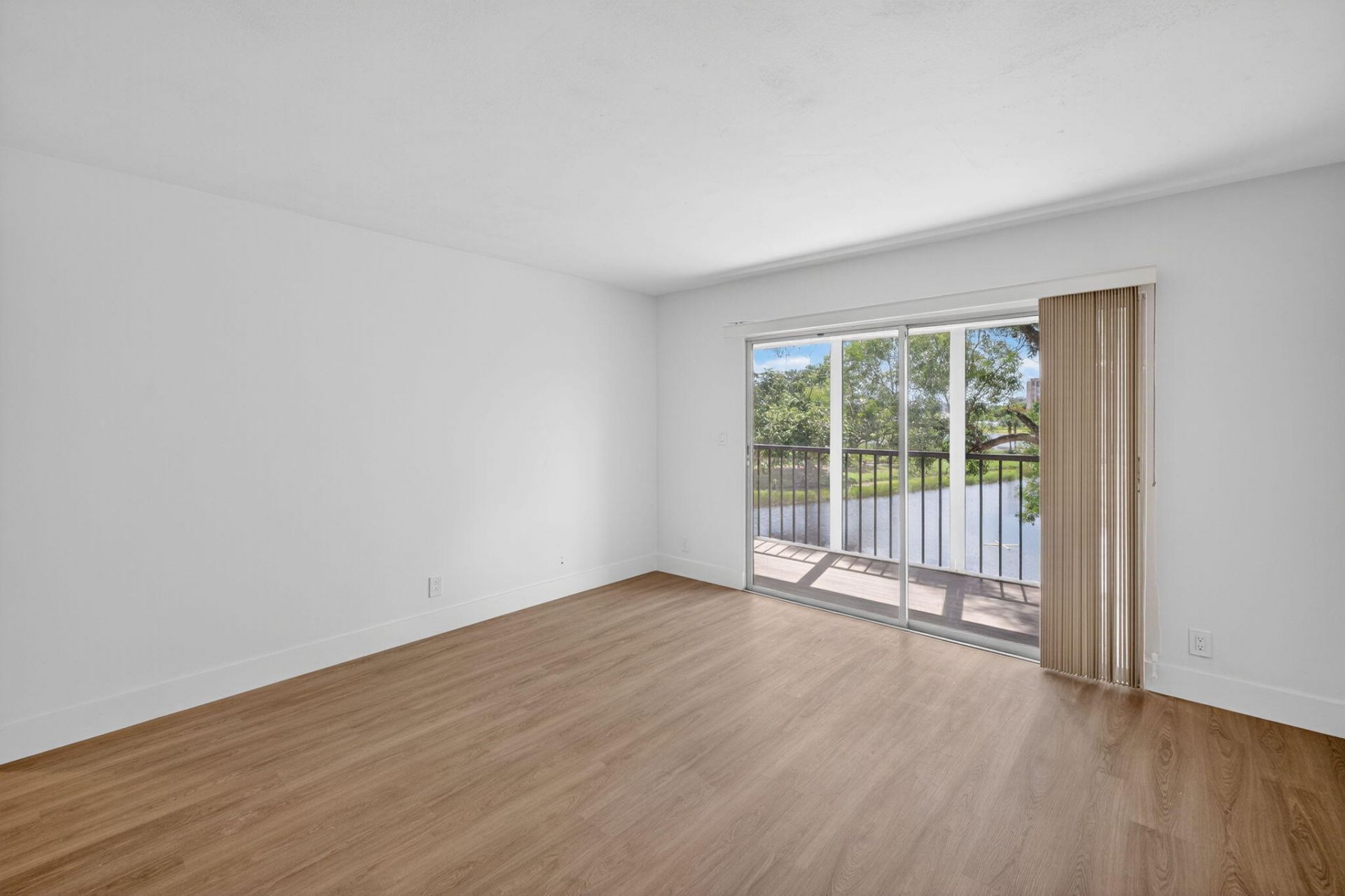 14375 Strathmore Lane, Unit 303, Delray Beach, FL 33446 Photo