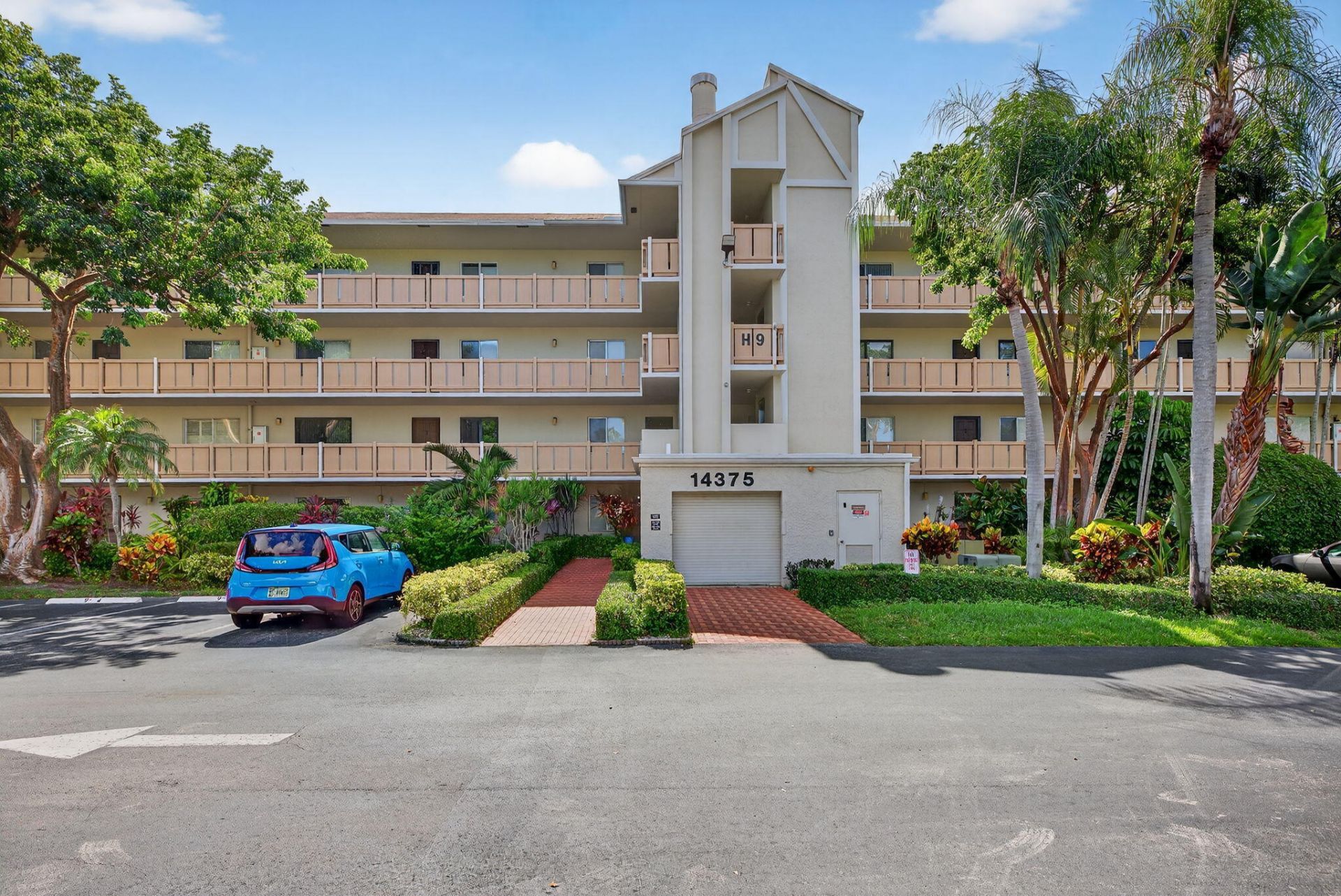 14375 Strathmore Lane, Unit 303, Delray Beach, FL 33446 Photo