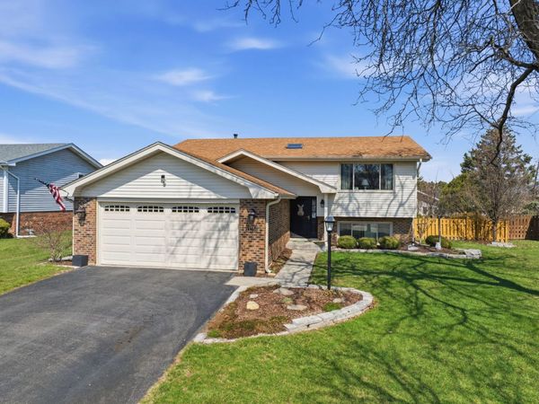 13736 W Cavecreek Court , Homer Glen, IL 60491