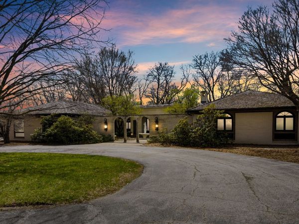 4001 26th Street , Rock Island, IL 61201