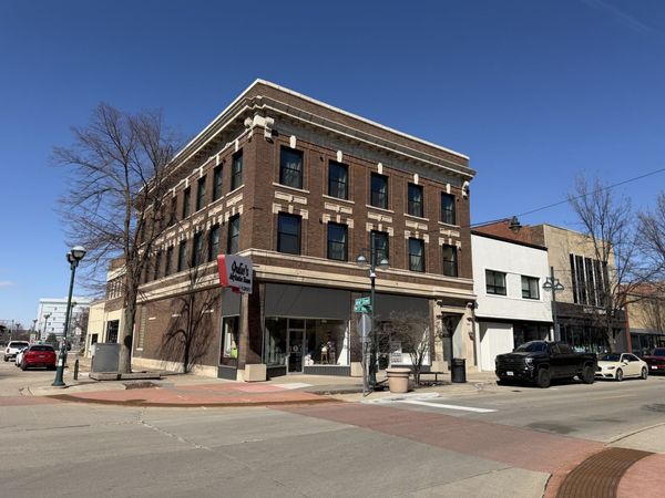 1601-1605 5th Avenue , Moline, IL 61265