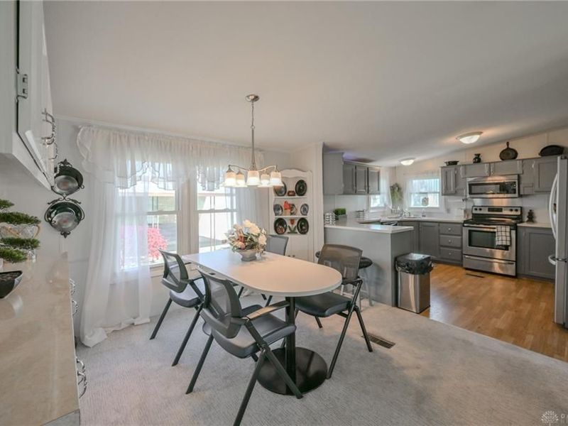 12218 Sandi Lane, Medway, OH 45341 Photo 10