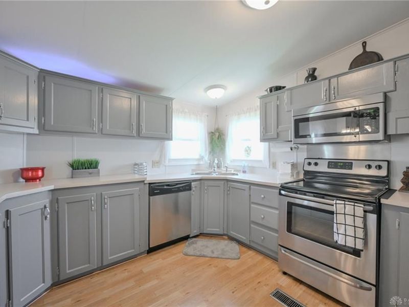 12218 Sandi Lane, Medway, OH 45341 Photo 14