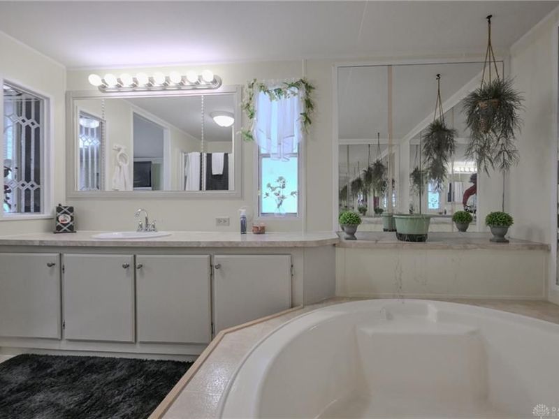 12218 Sandi Lane, Medway, OH 45341 Photo 29