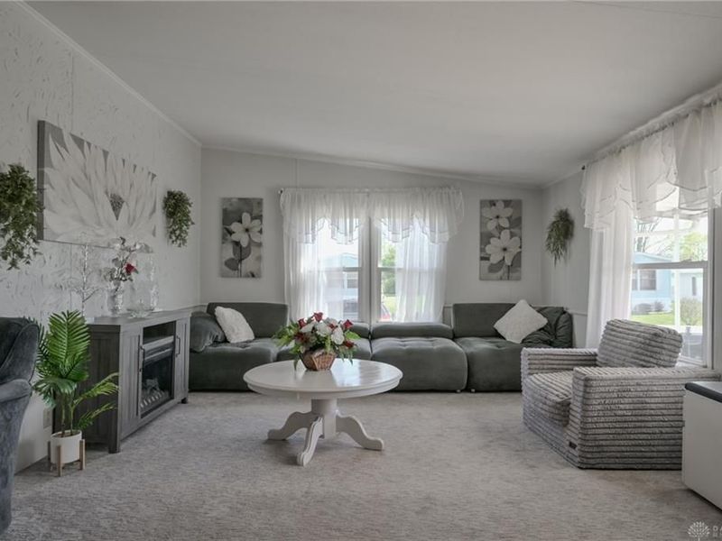 12218 Sandi Lane, Medway, OH 45341 Photo 4