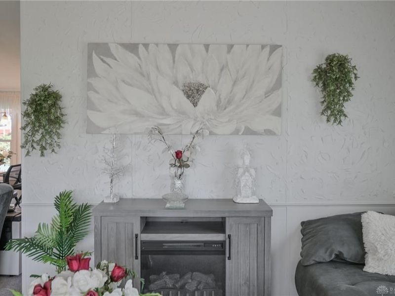 12218 Sandi Lane, Medway, OH 45341 Photo 8