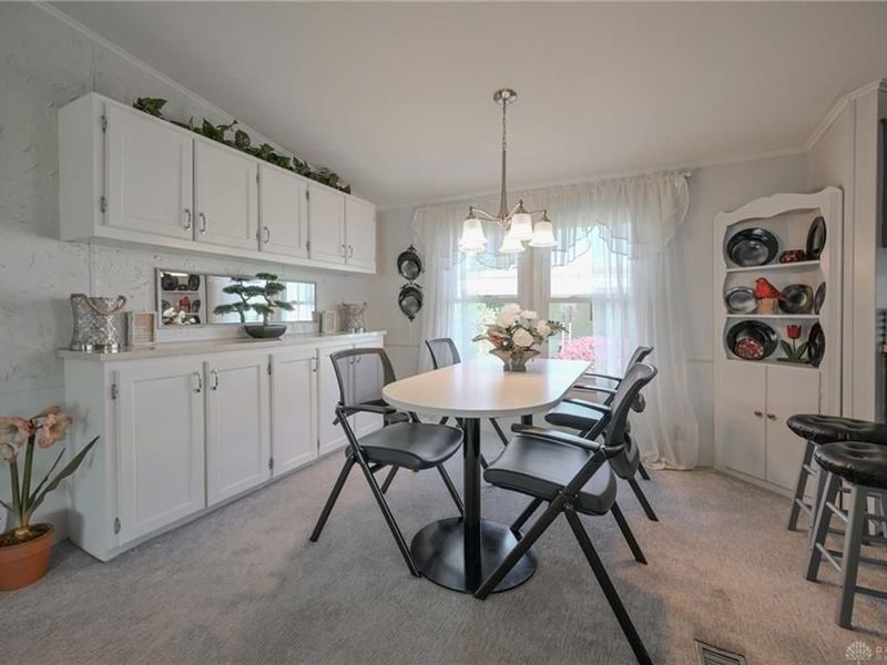 12218 Sandi Lane, Medway, OH 45341 Photo 9