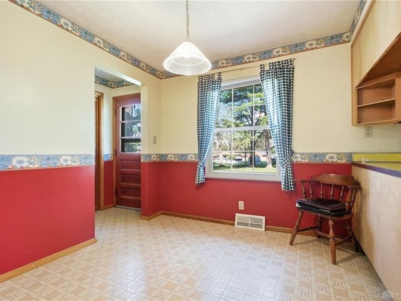 814 Wellington Drive, Springfield Township, OH 45506 Photo 18