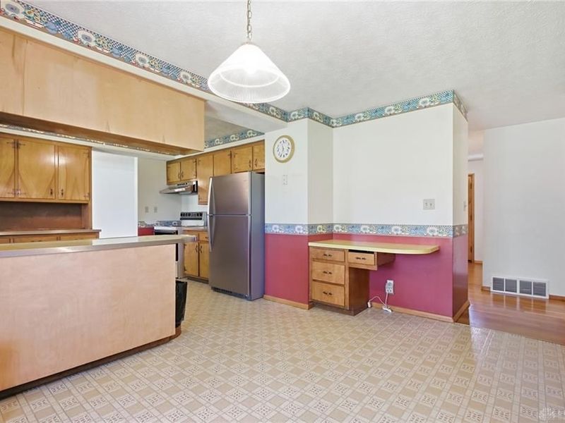 814 Wellington Drive, Springfield Township, OH 45506 Photo 19