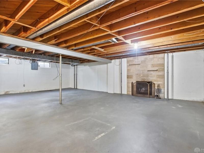 814 Wellington Drive, Springfield Township, OH 45506 Photo 35