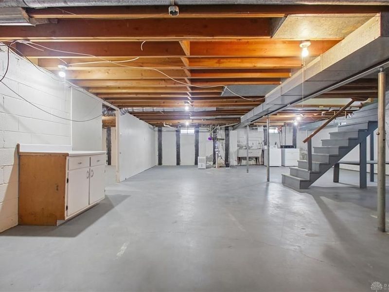 814 Wellington Drive, Springfield Township, OH 45506 Photo 37