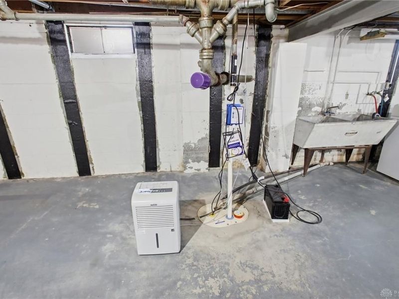 814 Wellington Drive, Springfield Township, OH 45506 Photo 40