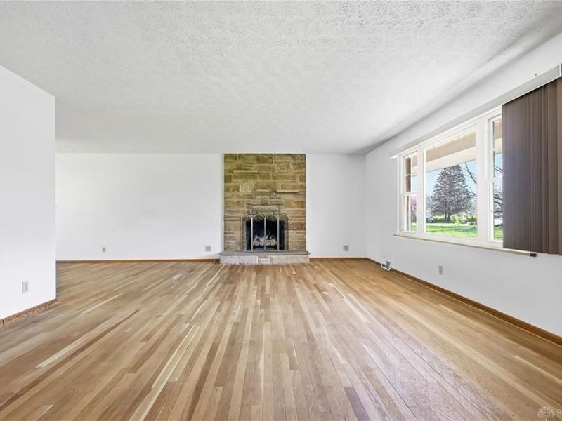 814 Wellington Drive, Springfield Township, OH 45506 Photo 6