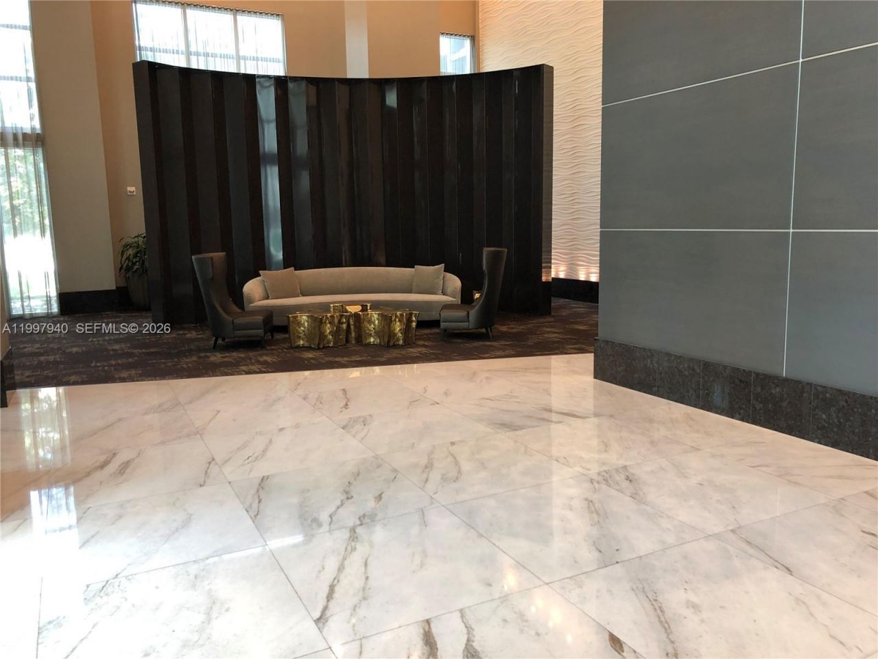 951 Brickell Ave, Unit 1103, Miami, FL 33131 Photo