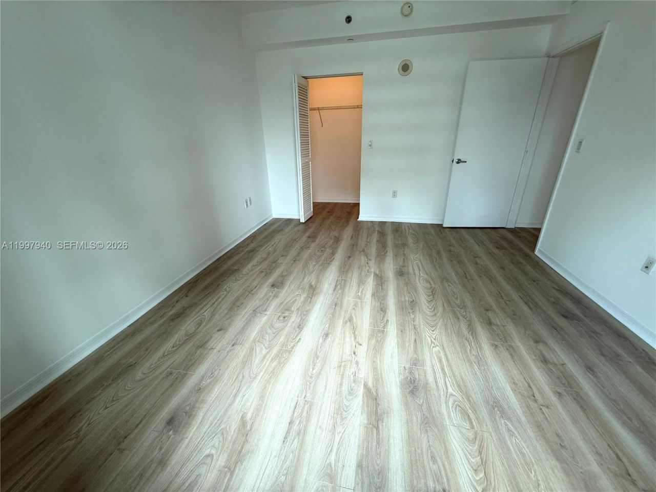 951 Brickell Ave, Unit 1103, Miami, FL 33131 Photo