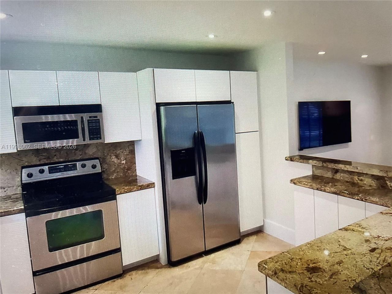 10900 SW 107th Ave , Miami, FL 33176 Photo