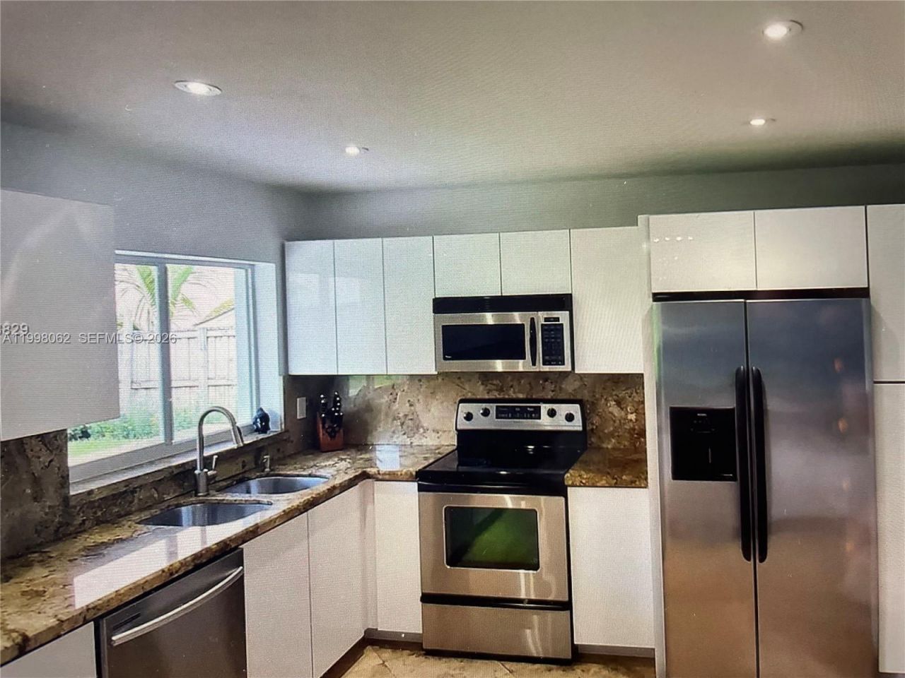 10900 SW 107th Ave , Miami, FL 33176 Photo