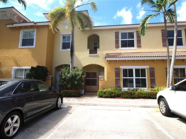 3377 Merrick Ln, Unit 707, Margate, FL 33063