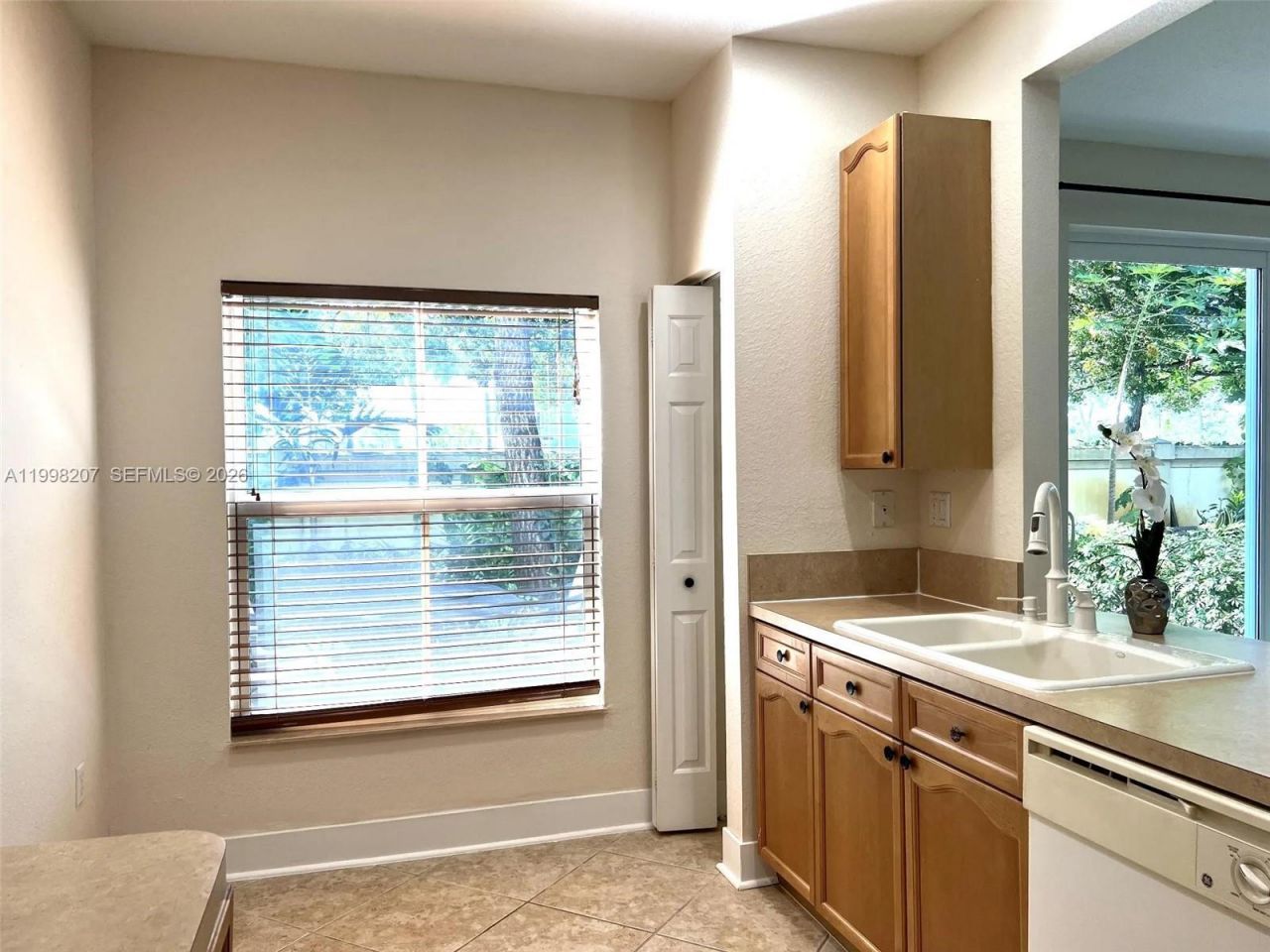 3377 Merrick Ln, Unit 707, Margate, FL 33063 Photo
