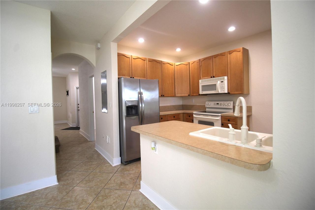 3377 Merrick Ln, Unit 707, Margate, FL 33063 Photo