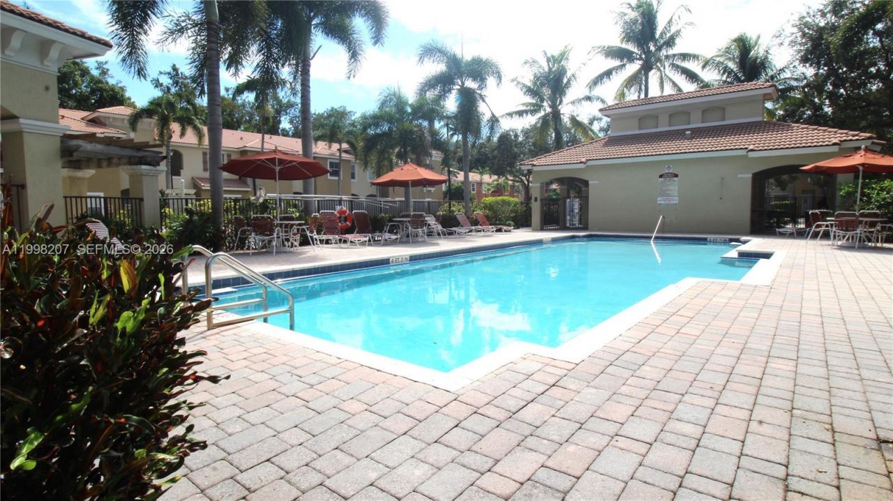 3377 Merrick Ln, Unit 707, Margate, FL 33063 Photo