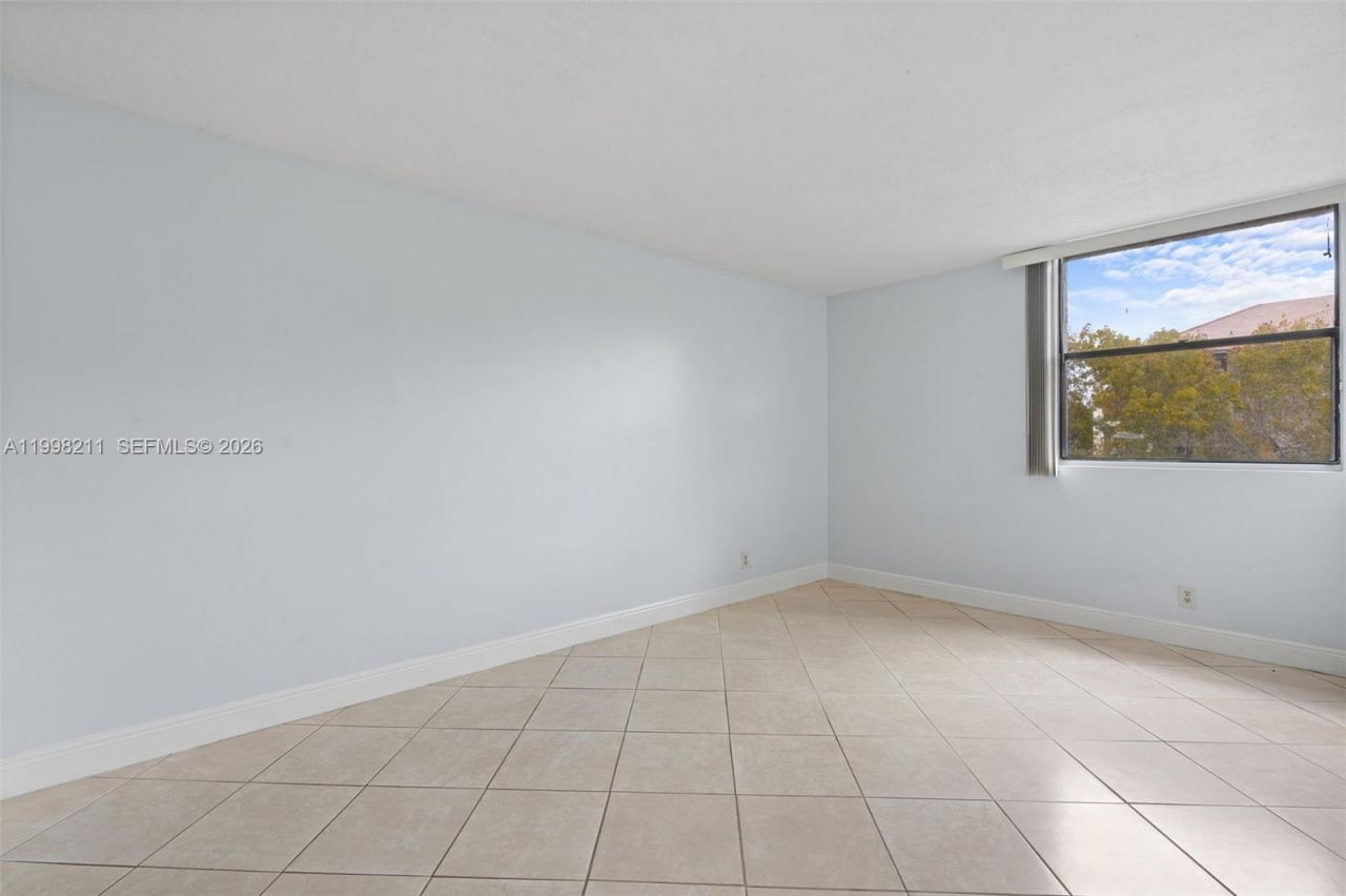 2771 Riverside Dr, Unit 316-A, Coral Springs, FL 33065 Photo