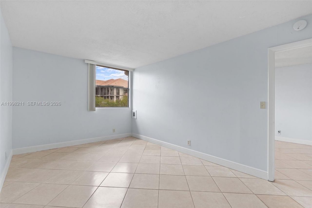 2771 Riverside Dr, Unit 316-A, Coral Springs, FL 33065 Photo