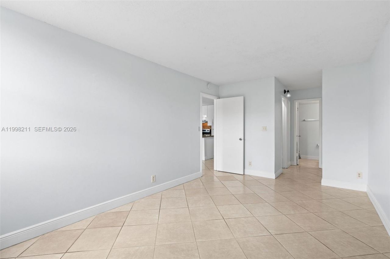 2771 Riverside Dr, Unit 316-A, Coral Springs, FL 33065 Photo