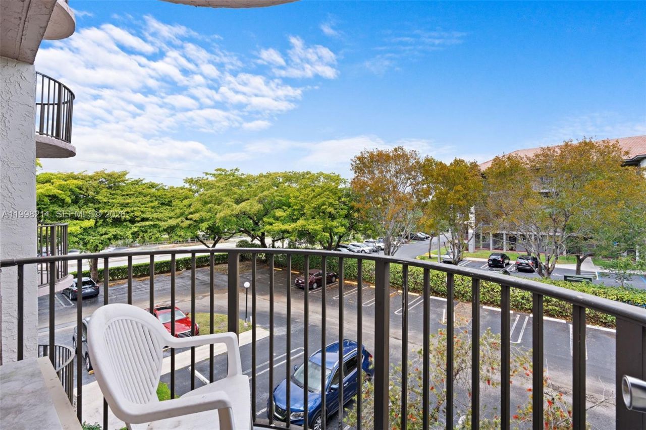 2771 Riverside Dr , Unit 316-A, Coral Springs, FL 33065 Photo