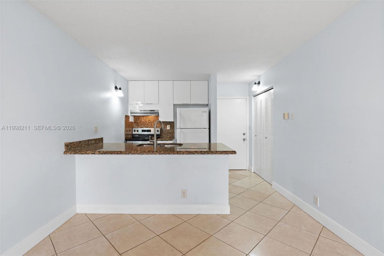 2771 Riverside Dr, Unit 316-A, Coral Springs, FL 33065 Photo
