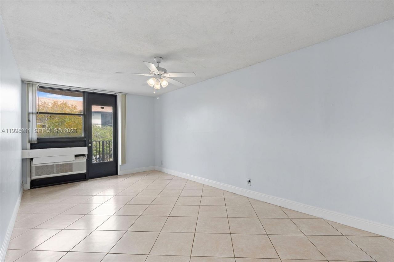 2771 Riverside Dr , Unit 316-A, Coral Springs, FL 33065 Photo