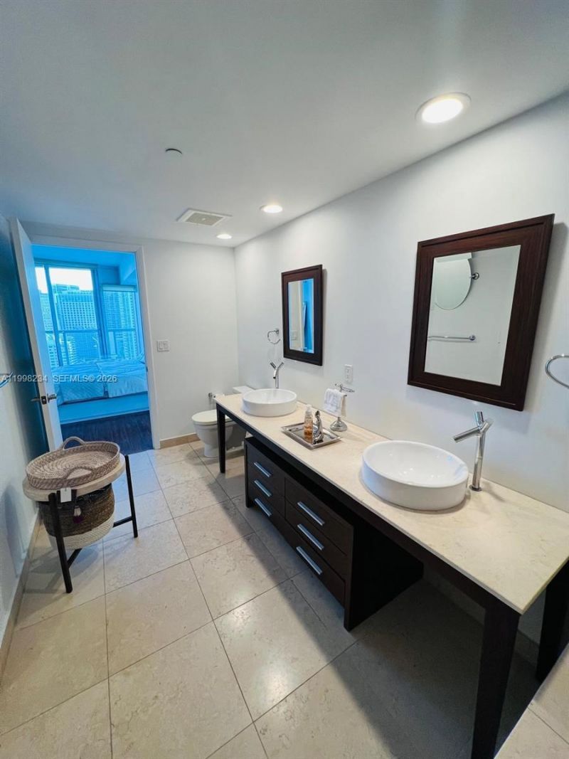 495 Brickell Ave, Unit 2707, Miami, FL 33131 Photo