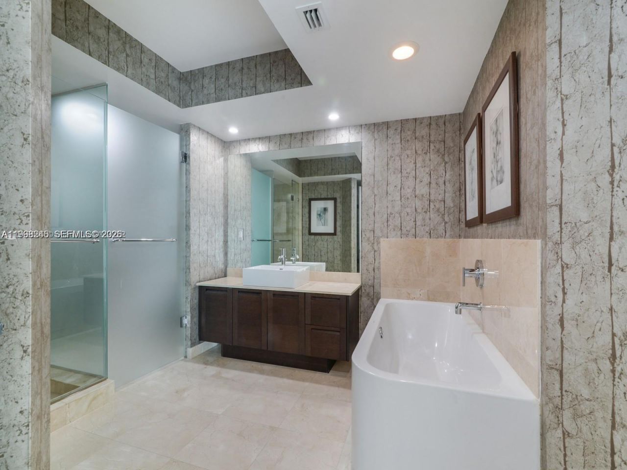 150 Sunny Isles Blvd, Unit 1-1801, Sunny Isles Beach, FL 33160 Photo