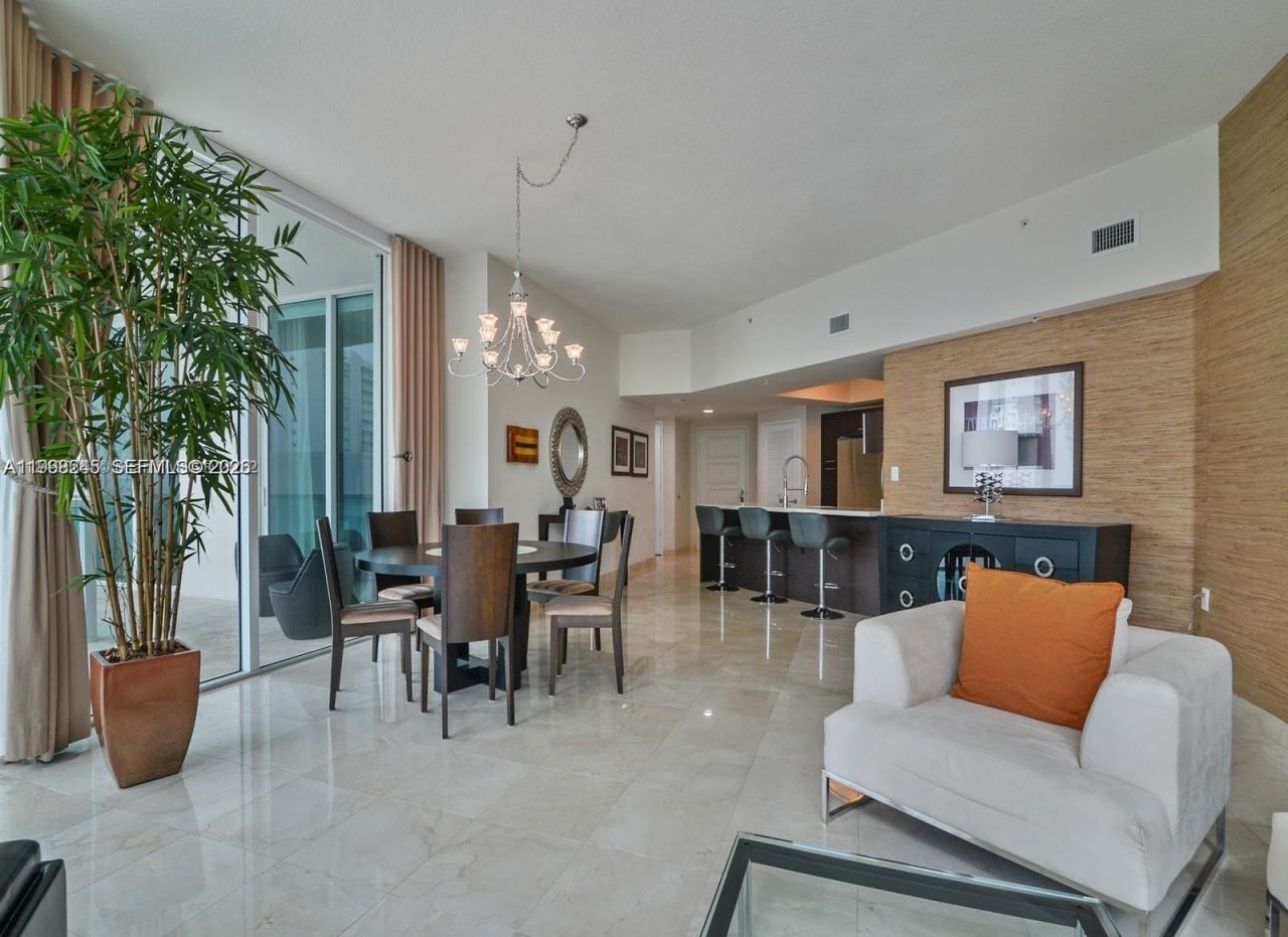 150 Sunny Isles Blvd, Unit 1-1801, Sunny Isles Beach, FL 33160 Photo