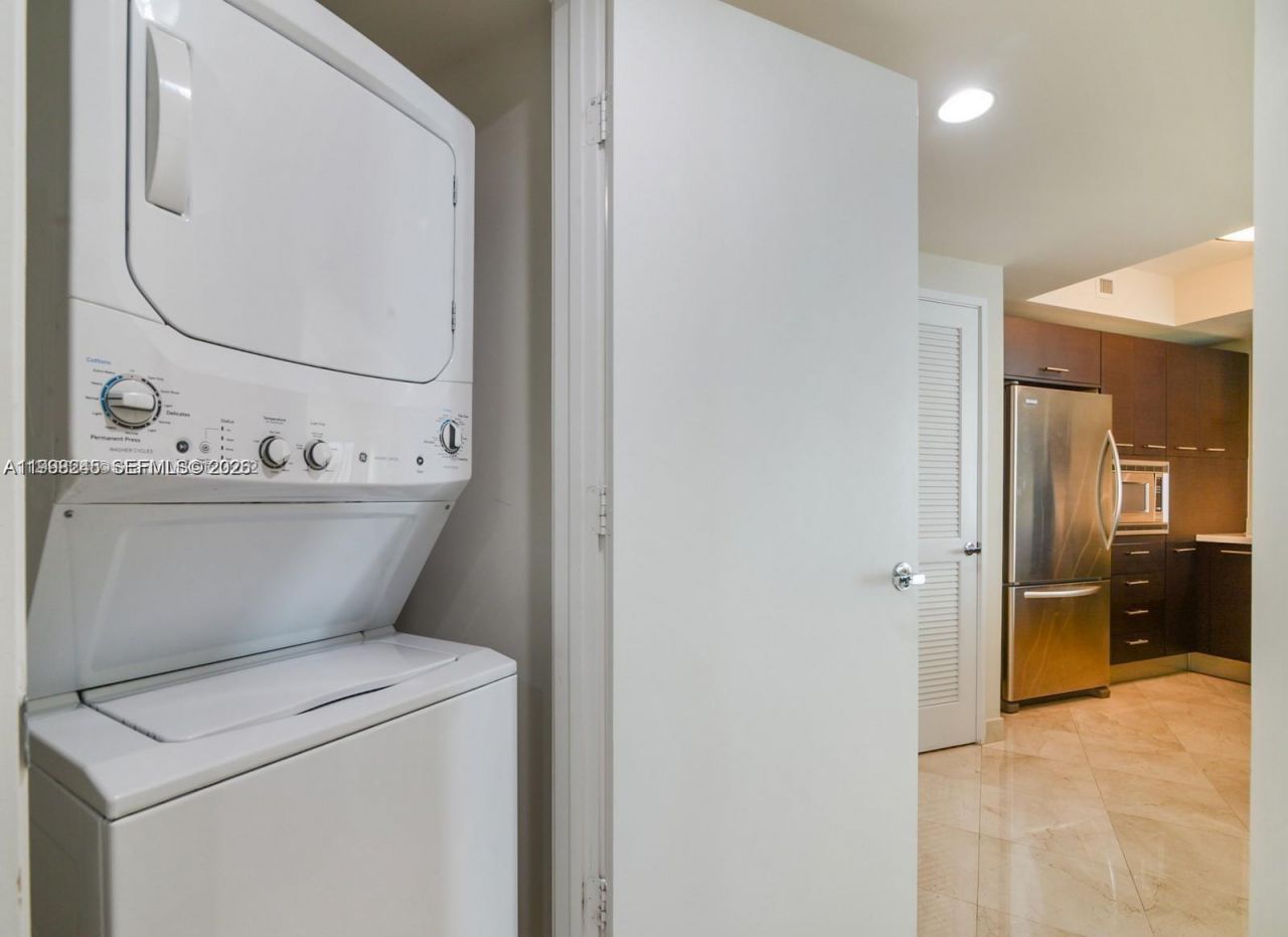 150 Sunny Isles Blvd, Unit 1-1801, Sunny Isles Beach, FL 33160 Photo