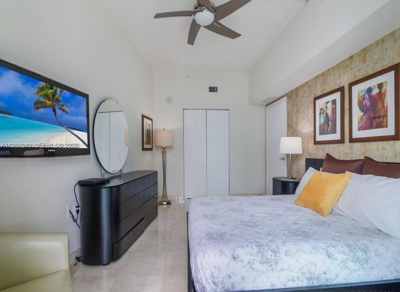 150 Sunny Isles Blvd, Unit 1-1801, Sunny Isles Beach, FL 33160 Photo