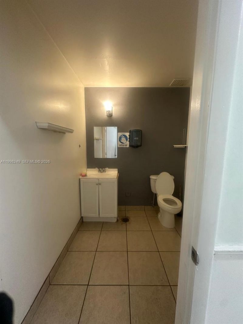 15648 SW 72nd St, Miami, FL 33193 Photo