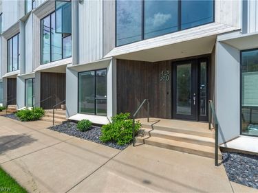 1320 W 58th Street, Cleveland, OH 44102