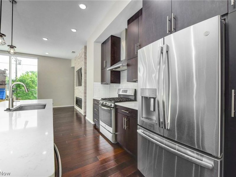 1320 W 58th Street, Cleveland, OH 44102 Photo 9